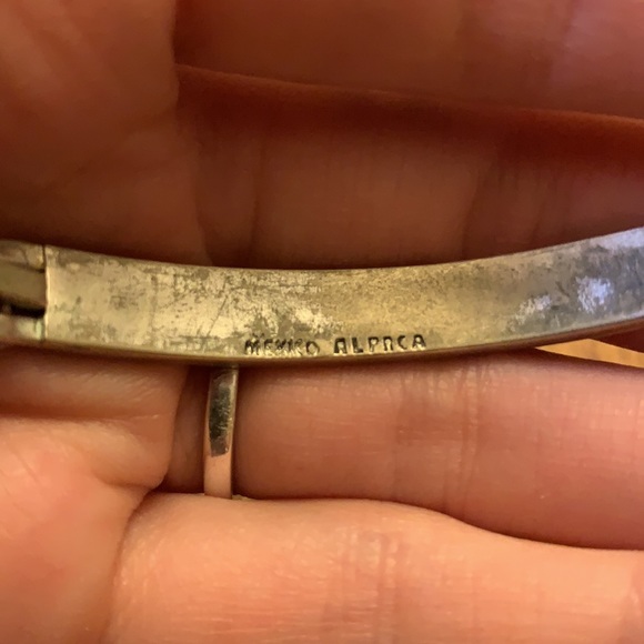 Silver and Turquoise Bangle - Picture 5 of 6